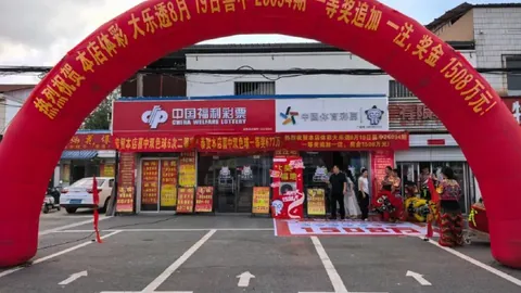 联想拯救者电竞椅，舒适体验再突破
